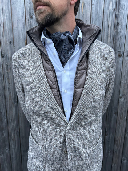 Cielo Gris Ascot